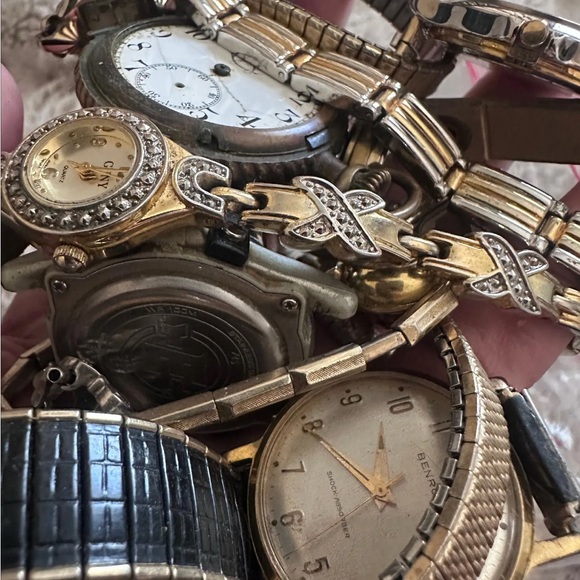 Random watch bundle - Picture 2 of 2